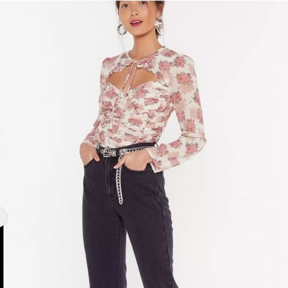 Nasty Gal $78 Wanna Grow Again Floral Ruched Blouse 6 - Picture 2 of 13